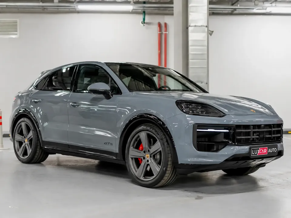 Porsche Cayenne GTS Coupé 2026 — фото 2