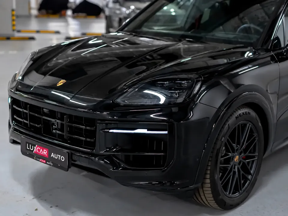 Porsche Cayenne GTS 2025 — фото 4