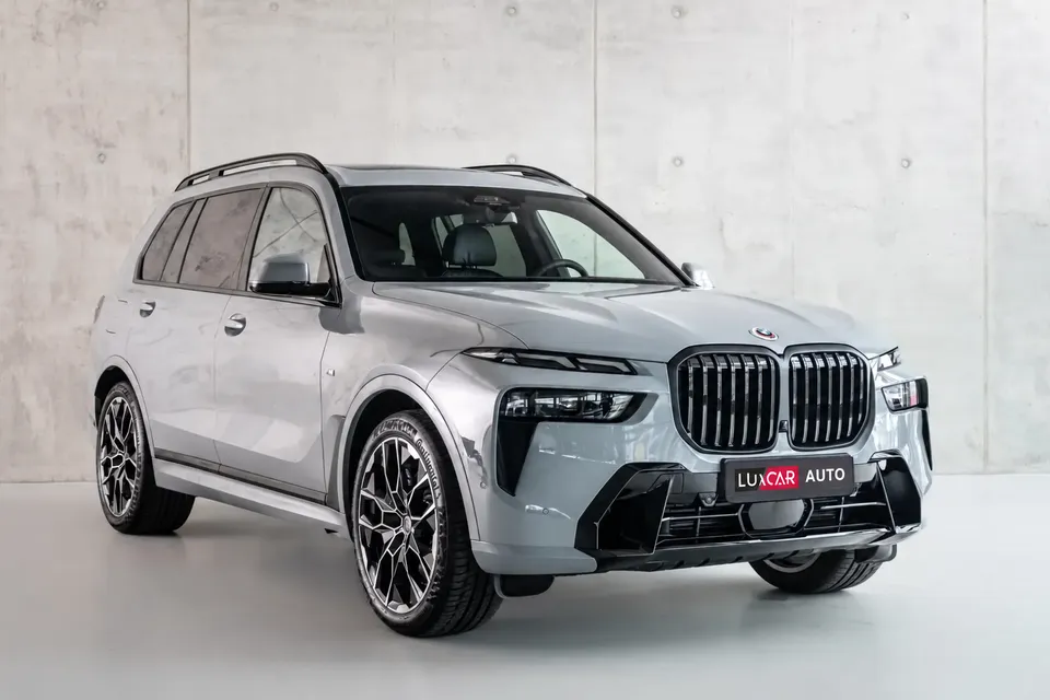 BMW X7 40D 2026 — фото 3
