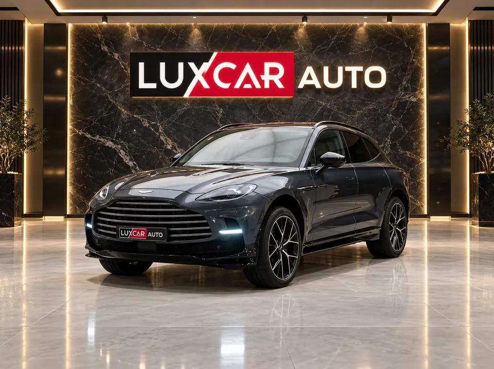 Aston Martin DBX 2025