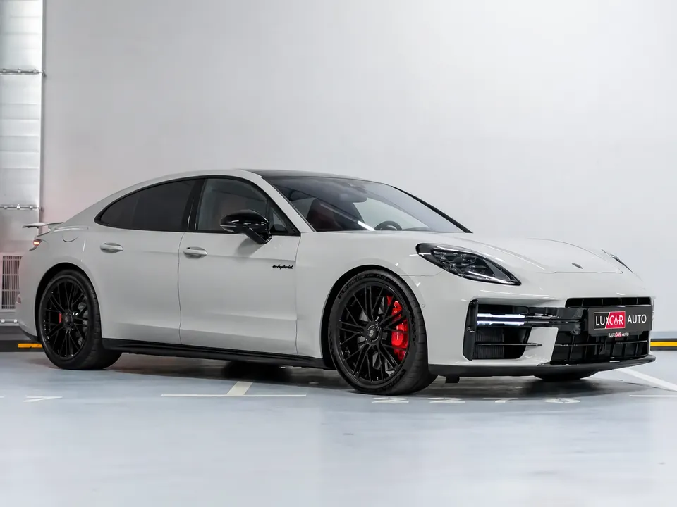 Porsche Panamera Turbo e-hybrid 2025 — фото 3