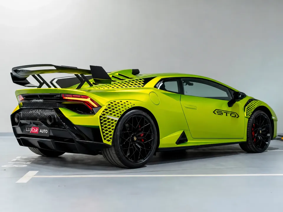 Lamborghini Huracán STO 2024 — фото 4
