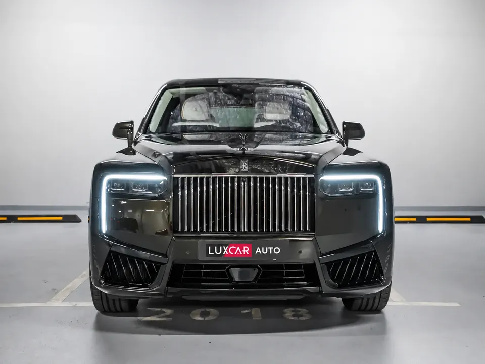 Rolls-Royce Cullinan Black Badge 2026 — фото 2