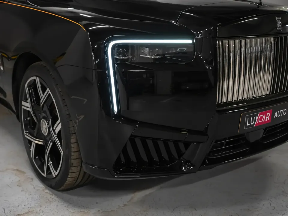 Rolls-Royce Cullinan Black Badge 2025 — фото 5