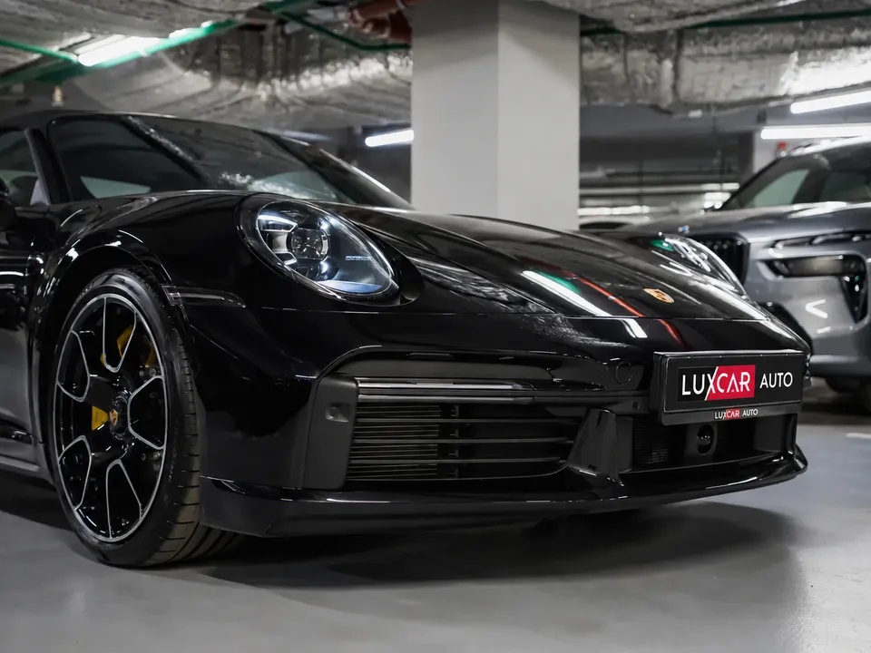 Porsche 911 Turbo S Cabrio 2023 — фото 4
