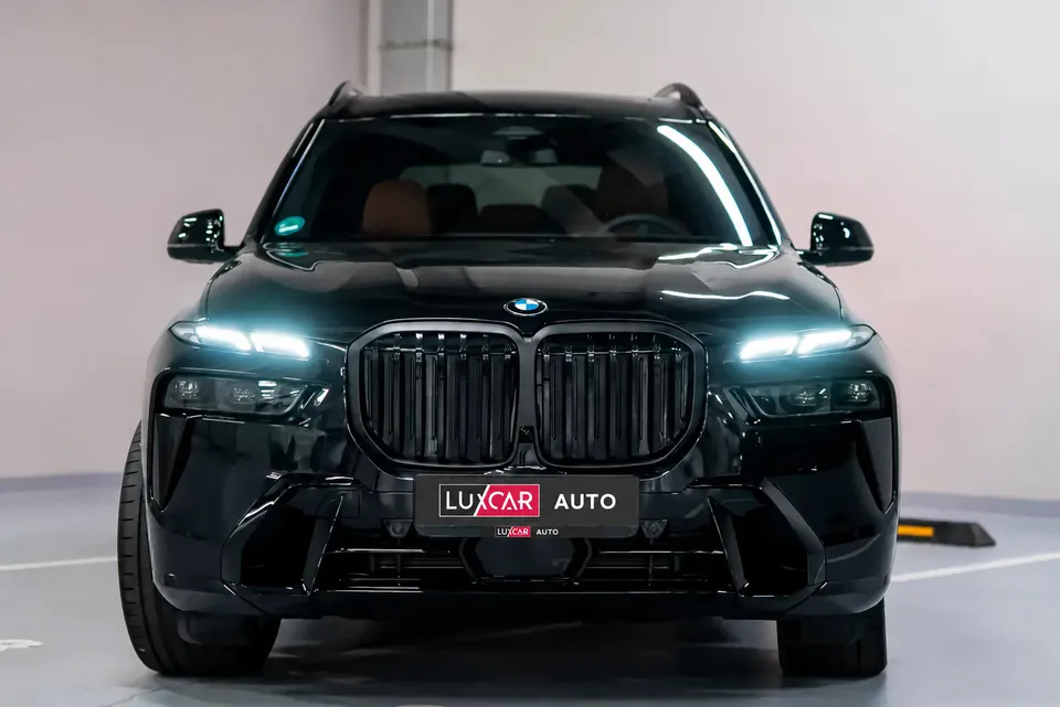 BMW X7 2025 — фото 2