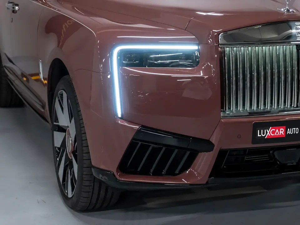 Rolls-Royce Cullinan Silver Badge 2025 — фото 4