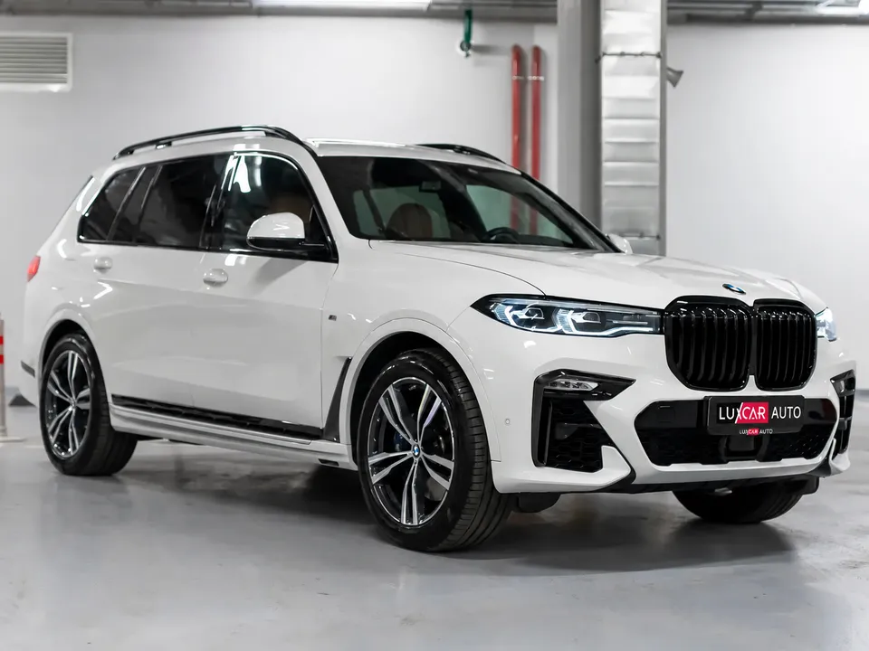 BMW X7 40D 2021 — фото 4