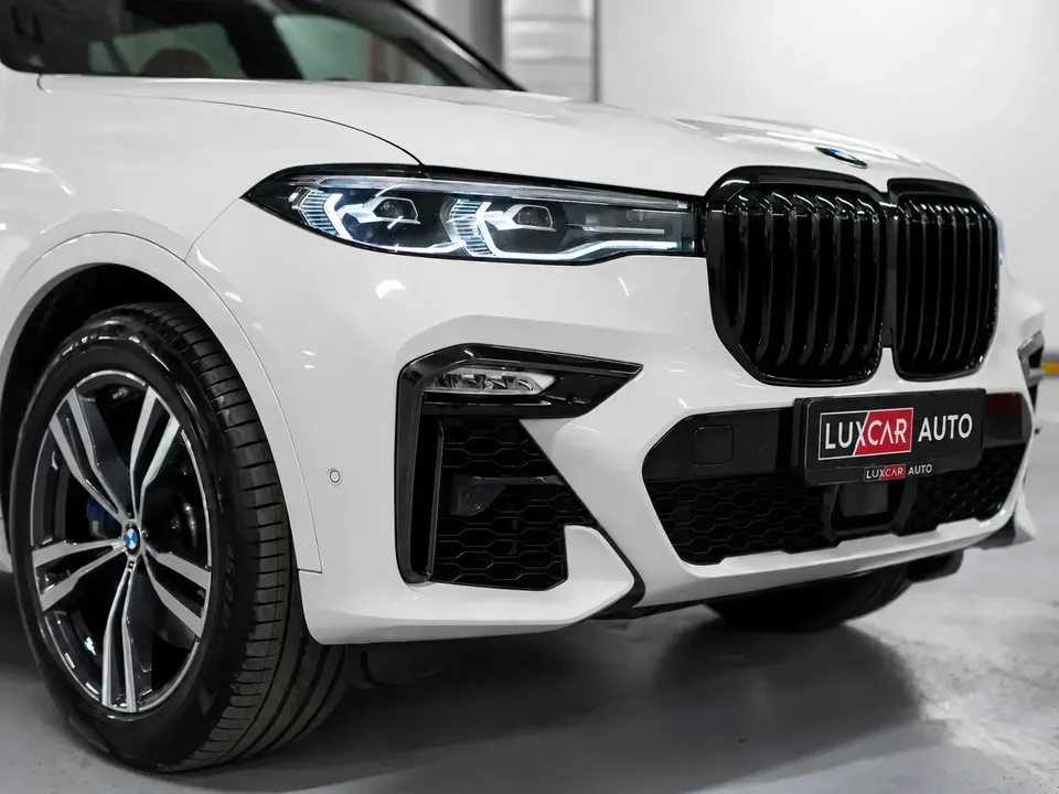 BMW X7 40D 2021 — фото 5