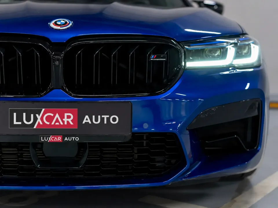 BMW M5 Максимальная комплектация 2022 — фото 3