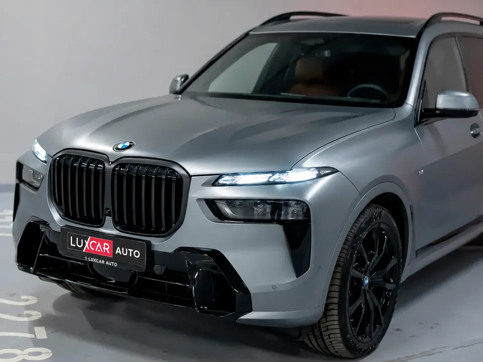 BMW X7 xDrive40d 2024 — фото 2