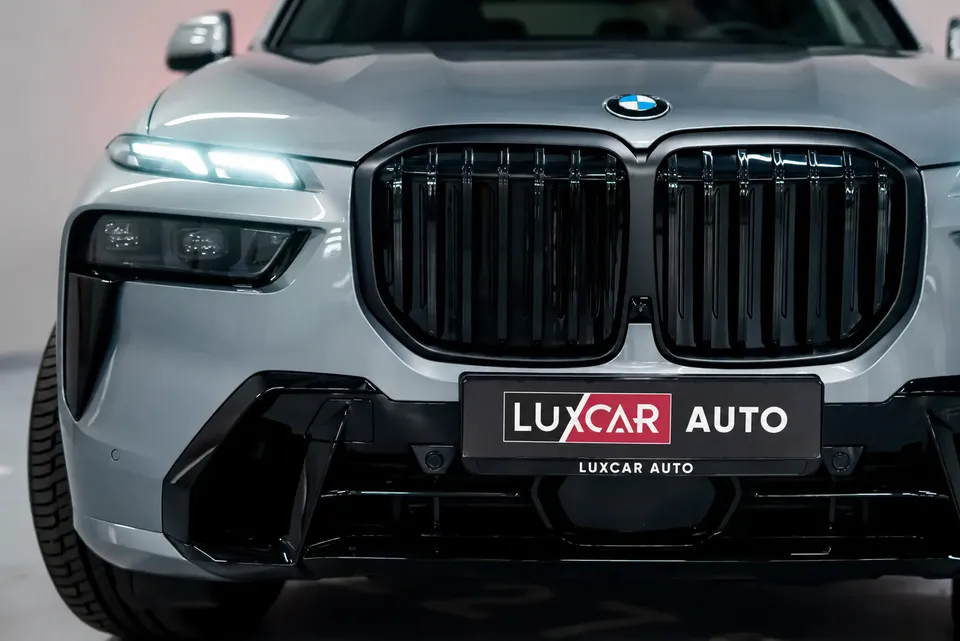 BMW X7 40D 2024 — фото 3