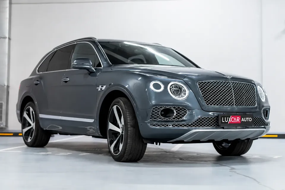 Bentley Bentayga 2020 — фото 4
