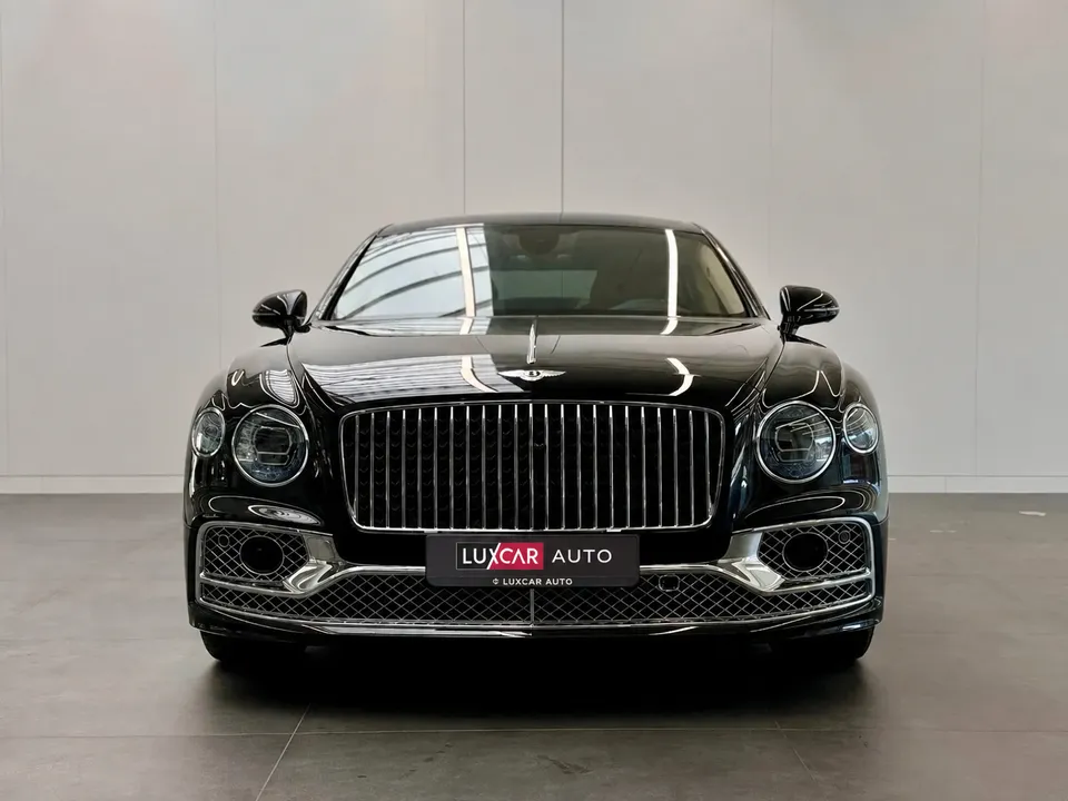Bentley Flying Spur 2024 — фото 2