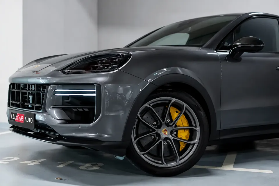 Porsche Cayenne Turbo GT 2023 — фото 3