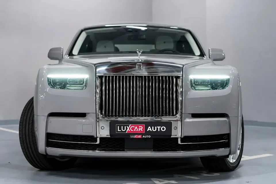 Rolls-Royce Phantom VIII 2023 — фото 5