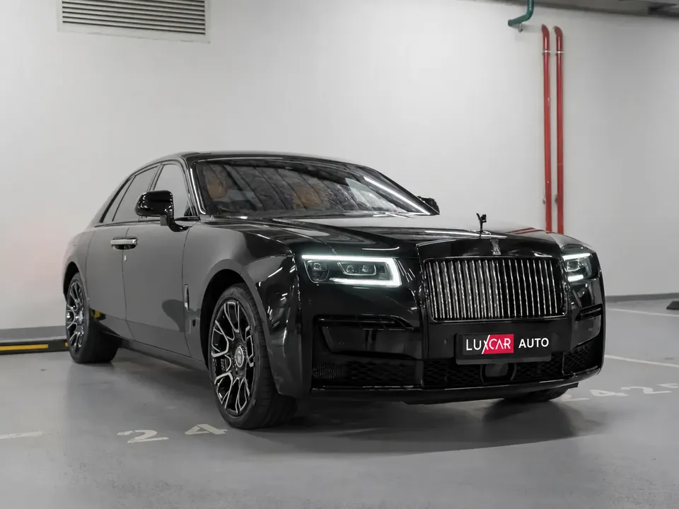 Rolls-Royce Ghost Black Badge 2023 — фото 3