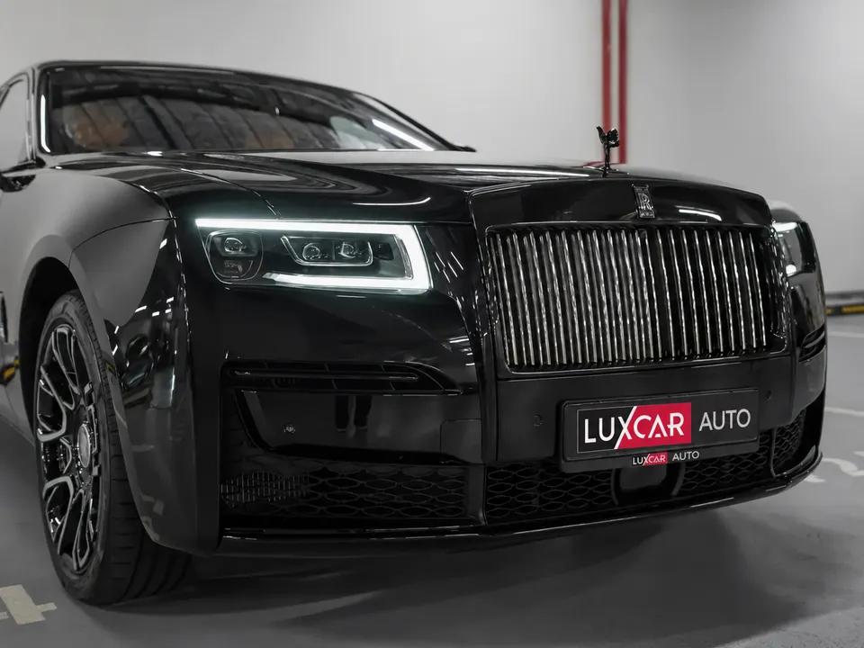 Rolls-Royce Ghost Black Badge 2023 — фото 5