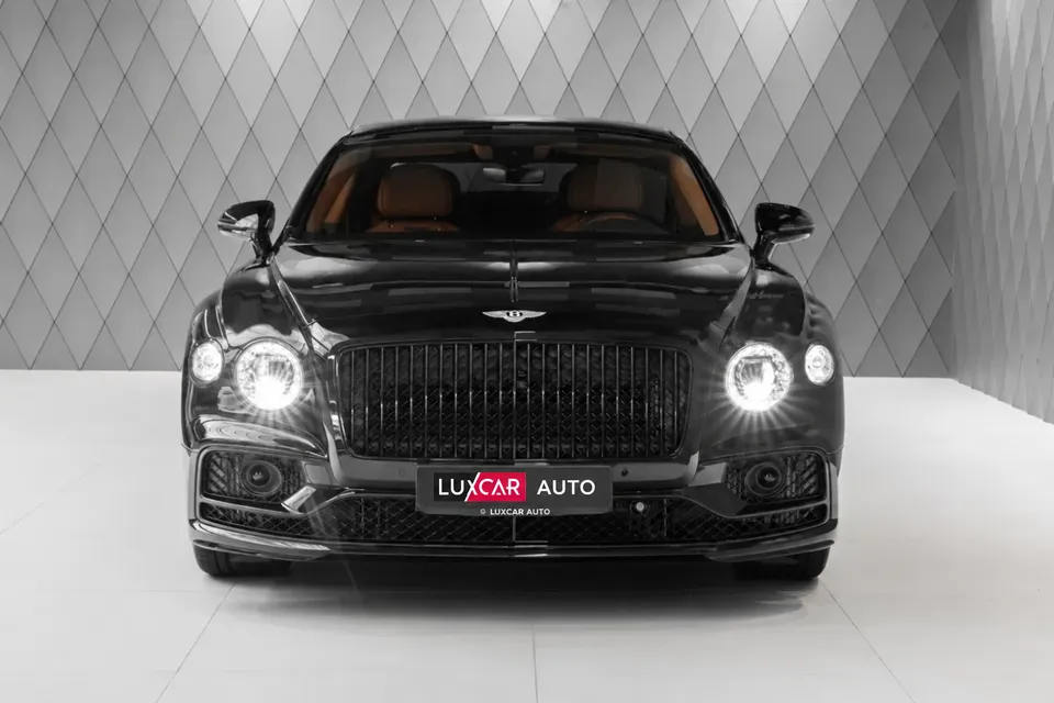 Bentley Flying Spur S V8 2025 — фото 2