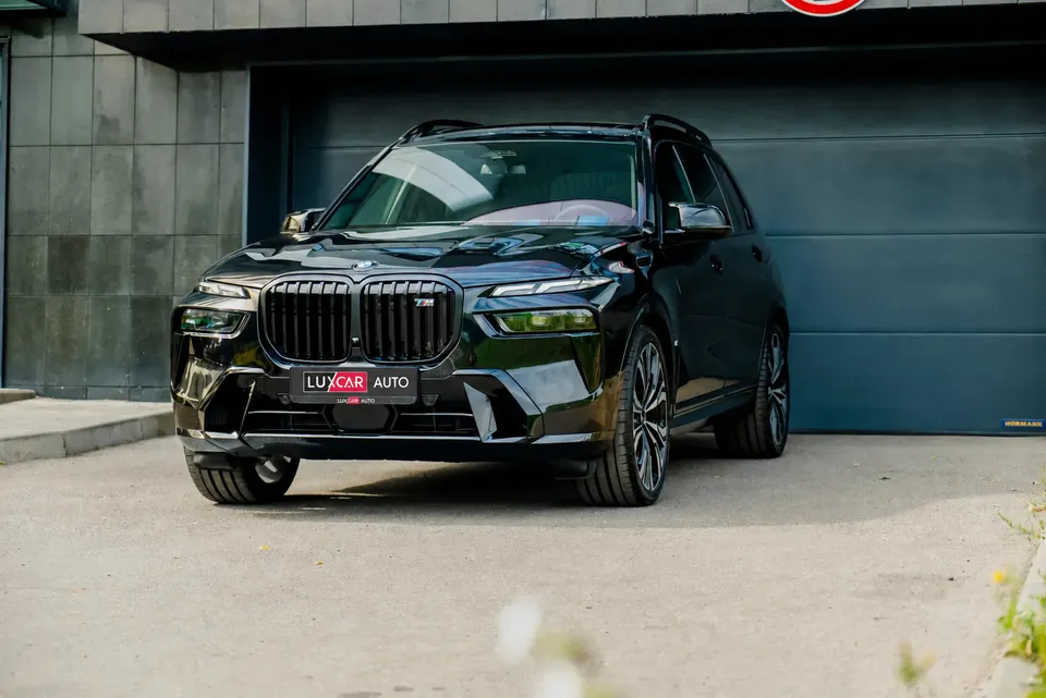 BMW X7 M60i 2024 — фото 4