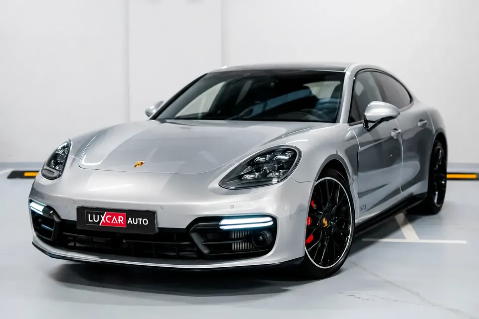 Porsche Panamera 2019