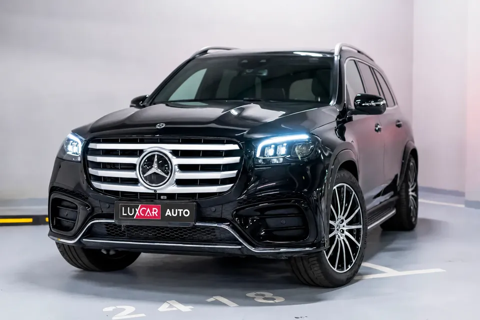 Mercedes-Benz GLS 2024 — фото 1