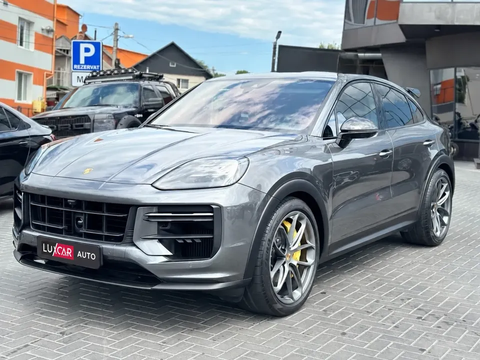 Porsche Cayenne 2023