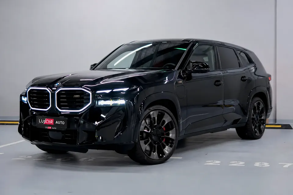 BMW XM 2023