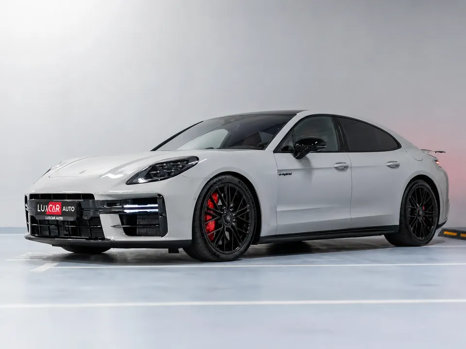 Porsche Panamera 2024