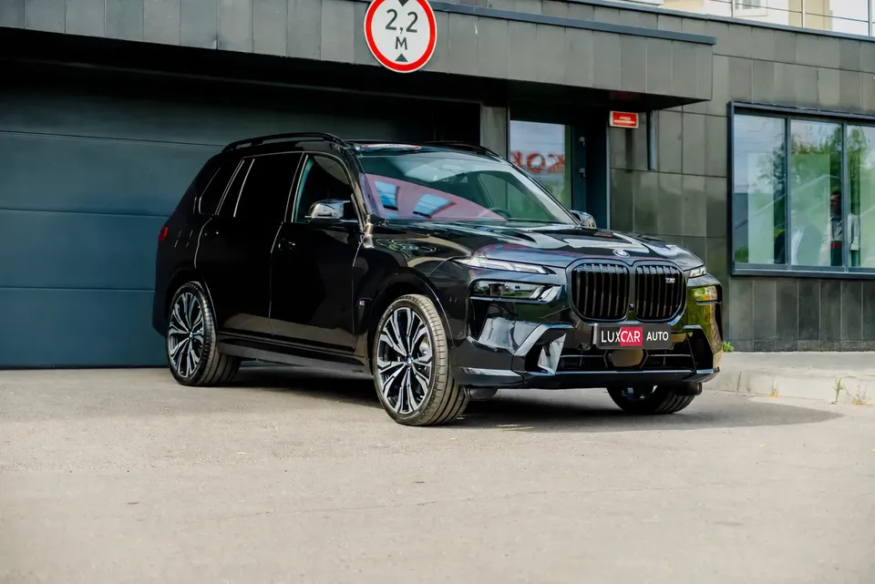 BMW X7 2024