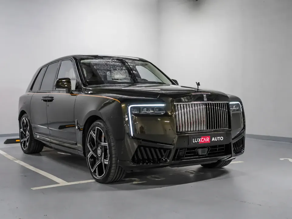 Rolls-Royce Cullinan Black Badge 2026 — фото 2