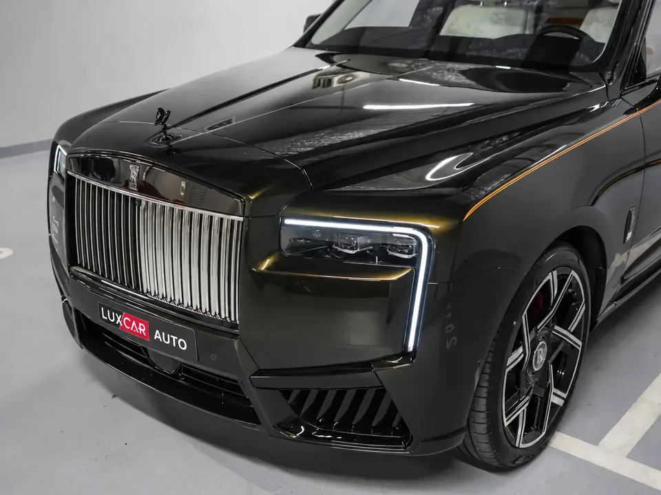 Rolls-Royce Cullinan Black Badge 2026 — фото 4