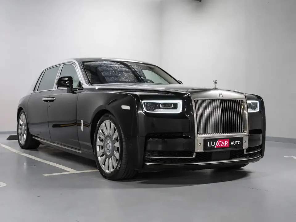 Rolls-Royce Phantom EWB 2018 — фото 2