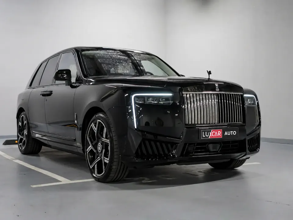 Rolls-Royce Cullinan Black Badge 2026 — фото 3