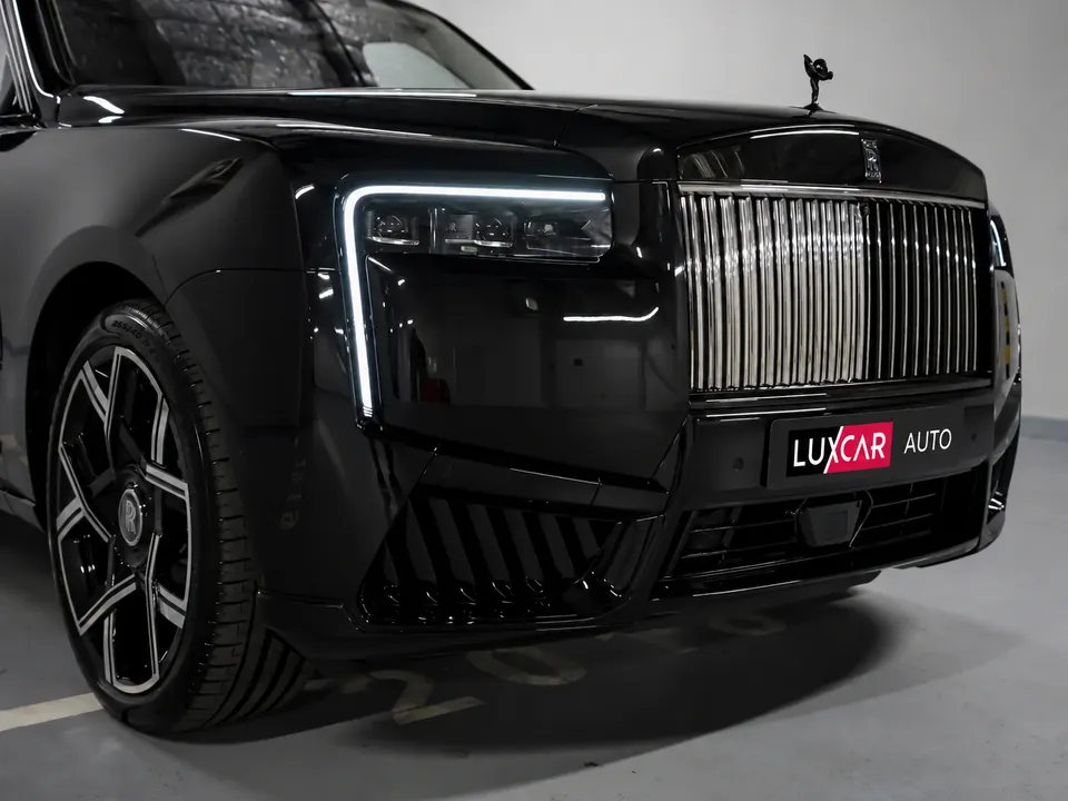 Rolls-Royce Cullinan Black Badge 2026 — фото 4
