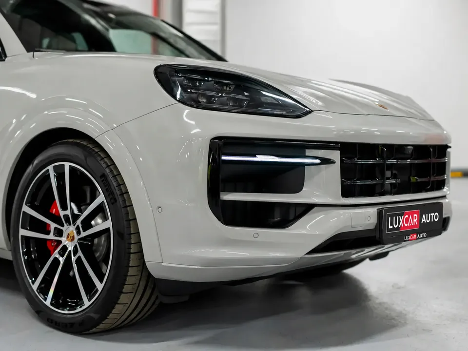 Porsche Cayenne GTS 2026 — фото 3