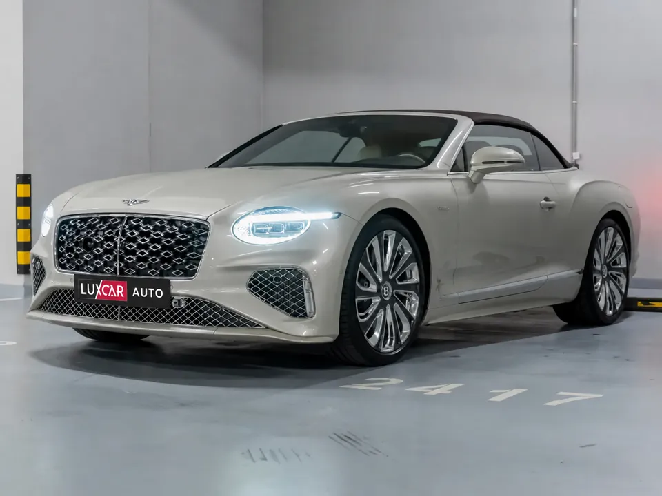 Bentley Continental GT Mulliner V8 Hybrid 2025 — фото 2