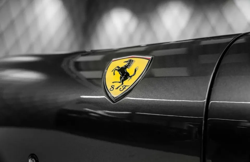 Ferrari Roma V8 2025 — фото 5