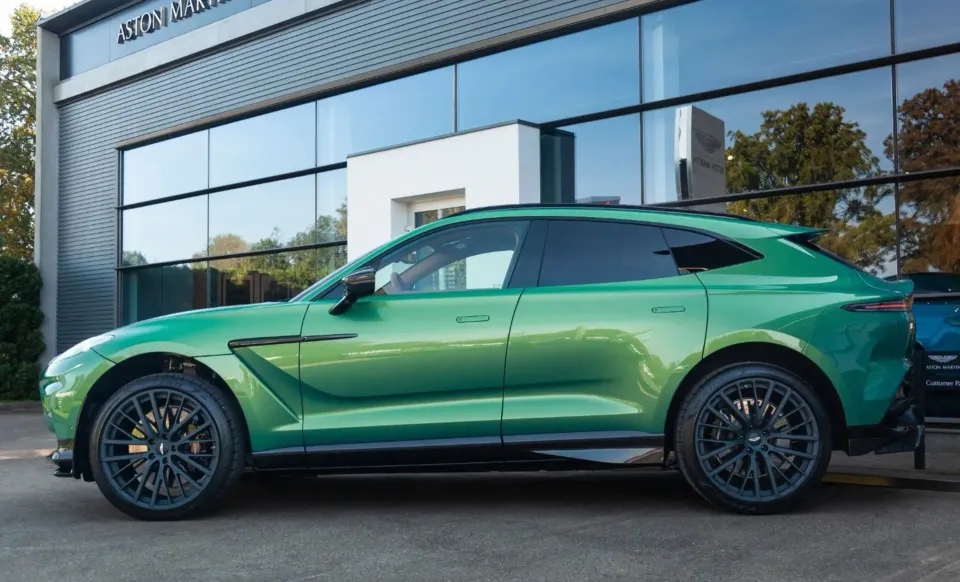 Aston Martin DBX DBX707 2025 — фото 3