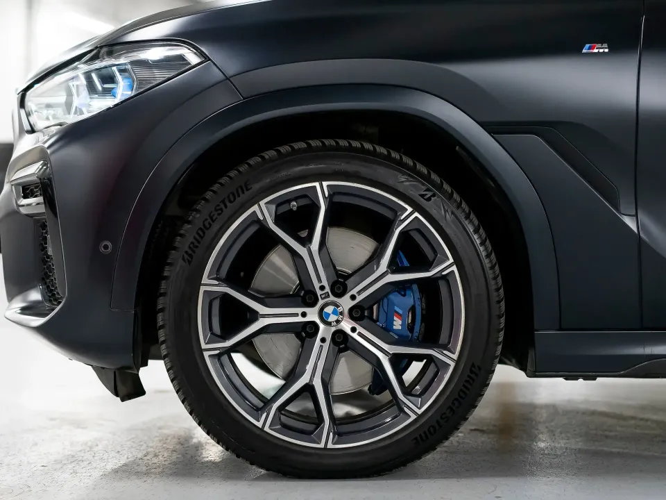 BMW X6 40I 2022 — фото 2