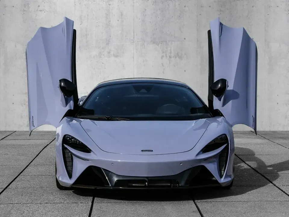McLaren Artura I 2026 — фото 2
