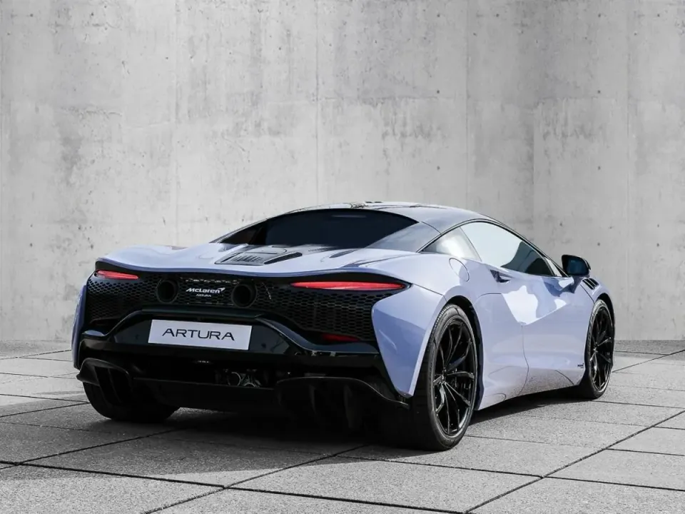 McLaren Artura I 2026 — фото 3