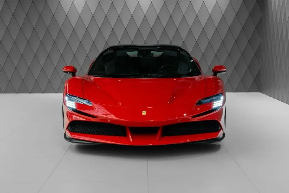Ferrari SF90 Stradale 2024 — фото 2