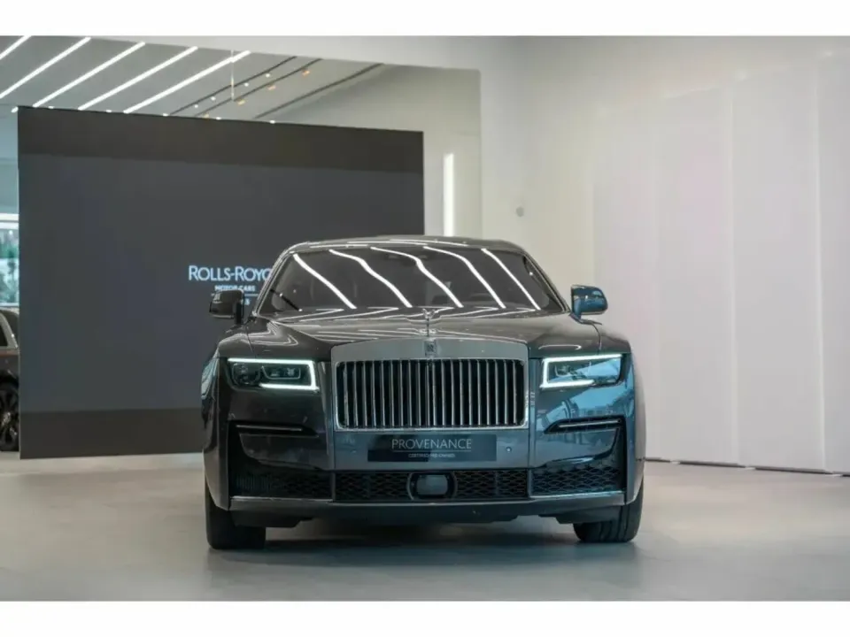 Rolls-Royce Ghost Black Badge (Series I) 2024 — фото 2