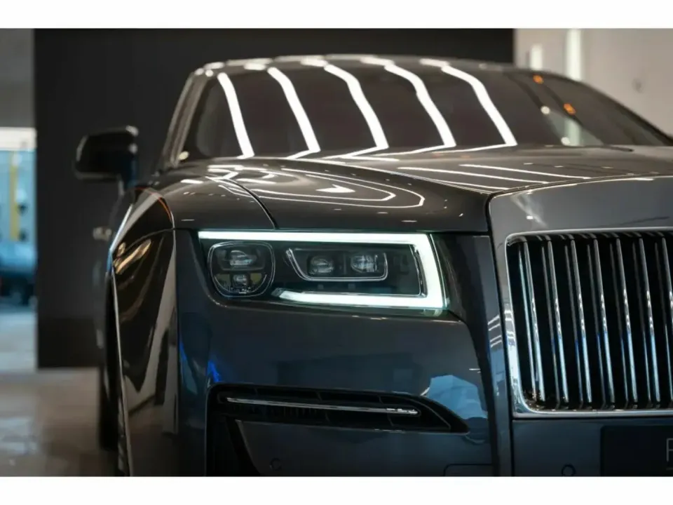 Rolls-Royce Ghost Black Badge (Series I) 2024 — фото 3