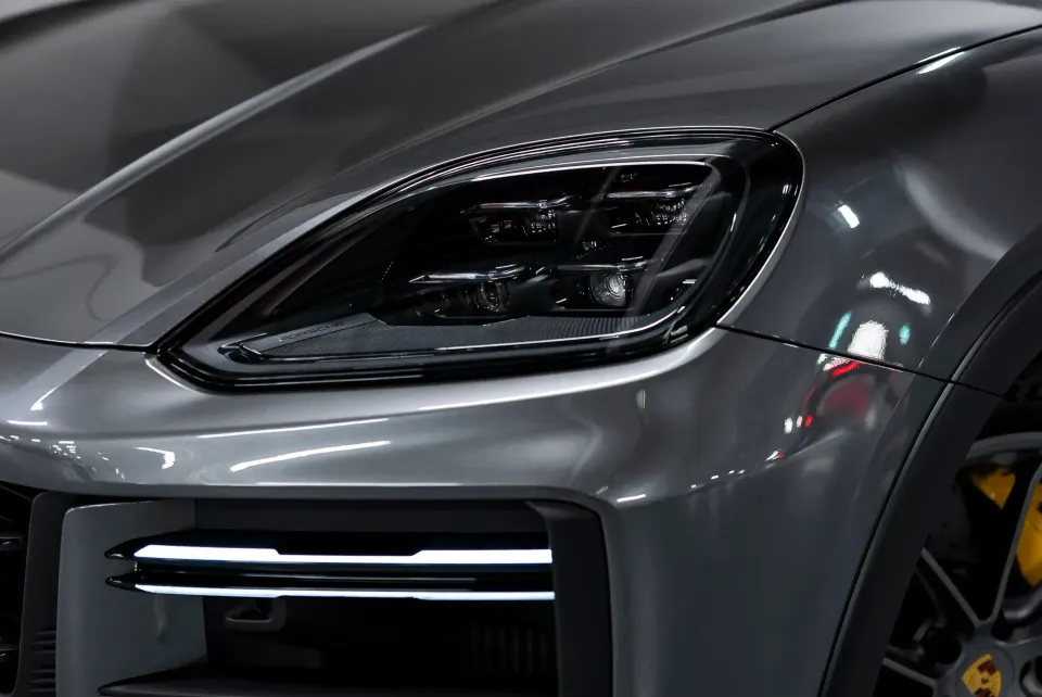 Porsche Cayenne Turbo GT 2023 — фото 2