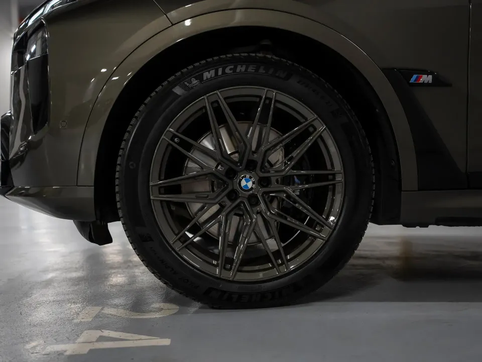 BMW X7 M Sport 2023 — фото 4